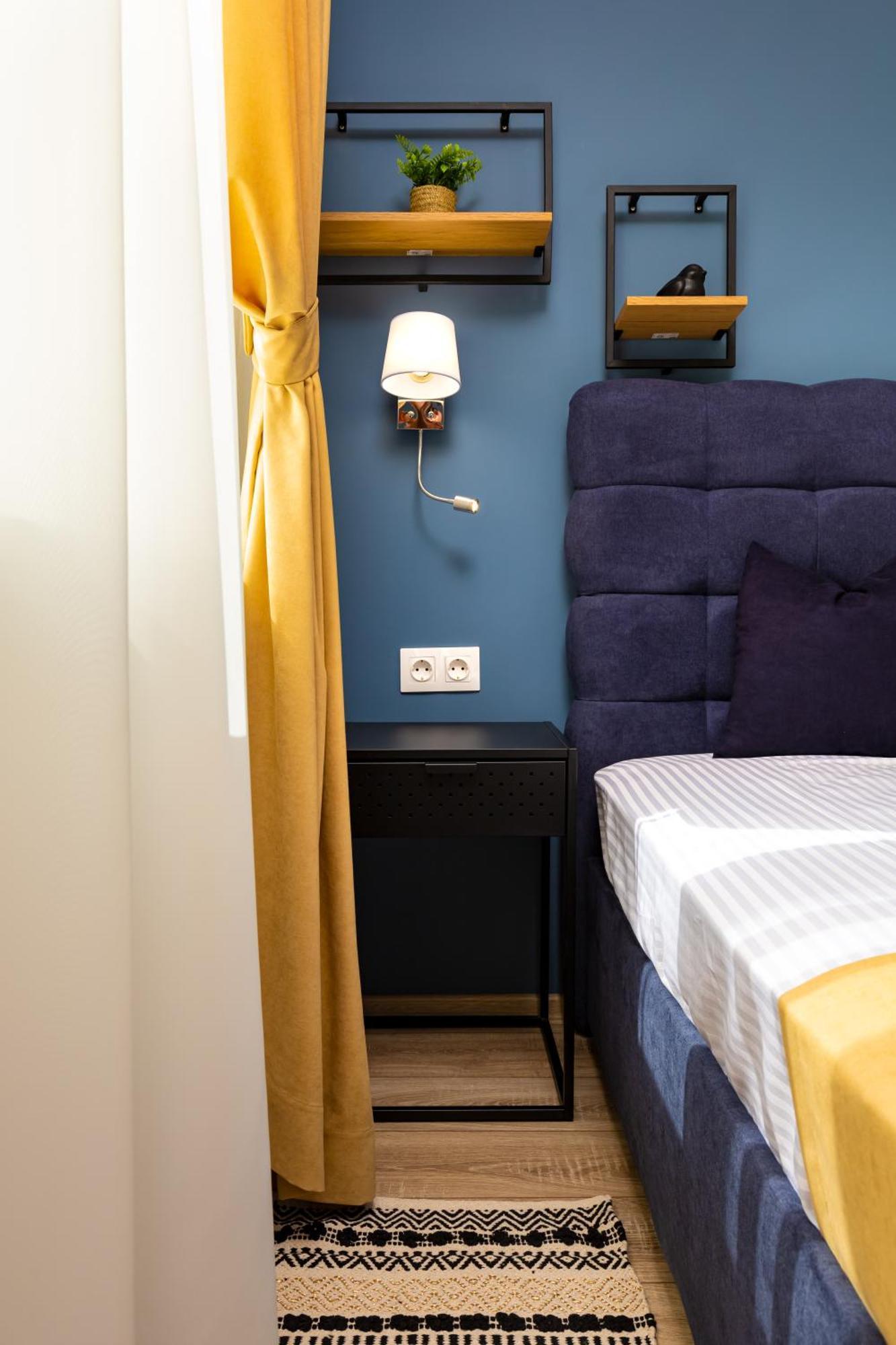 Kapana Guest House On Central Pedestrian Street With Parking Included Plovdiv Quarto foto